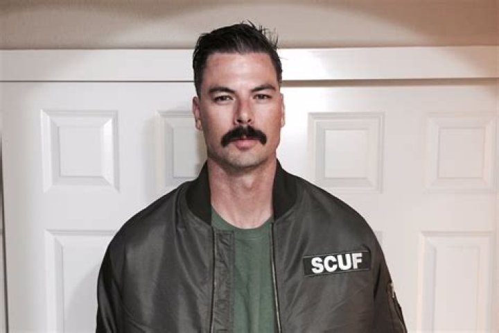 Guy Beahm breaks character to address Dr Disrespect’s E3 ban