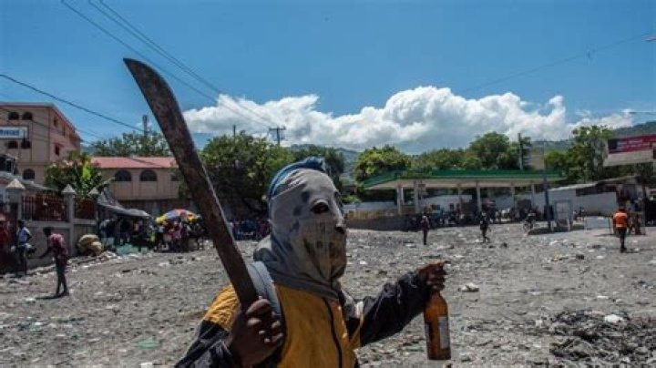 	HAITI COUP FAILS; TROOPS HALT REBELS	