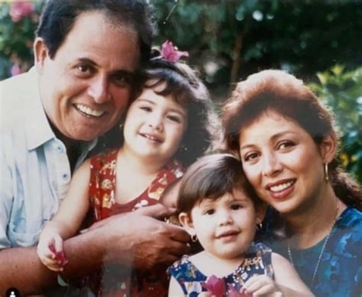 Hanny Sáenz edad, biografía Wikipedia, novio Raúl Vale【 fotos 】