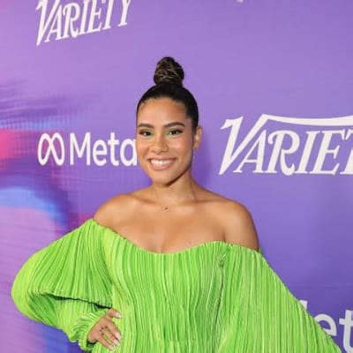 Haskiri Velazquez - Bio, Age, Height, Net Worth, Facts, Nationality