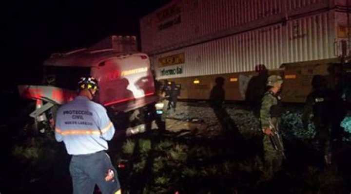 Head-on collision kills 16 in Mexico - Xinhua