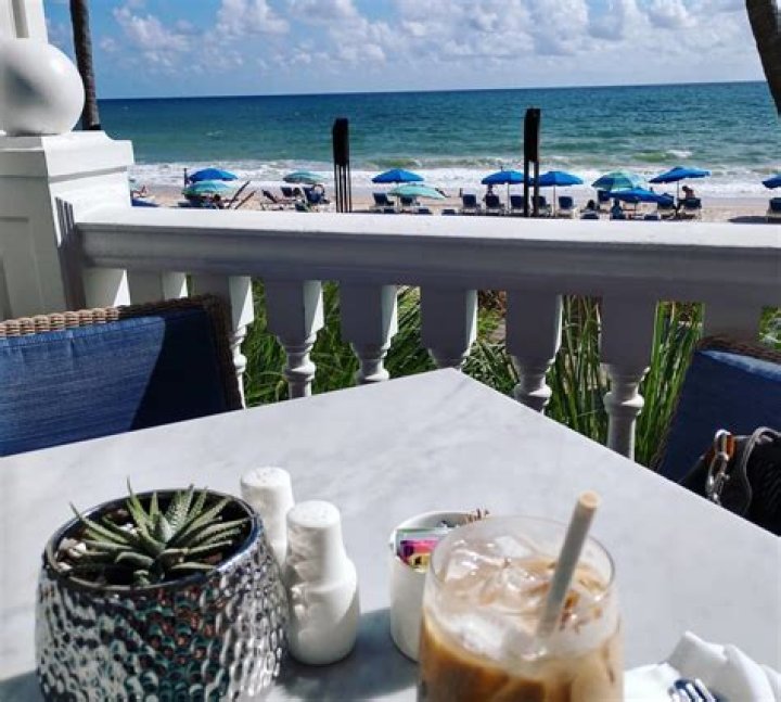 	HEALTHY BITES GRILL OPENS IN FORT LAUDERDALE, BOCA	