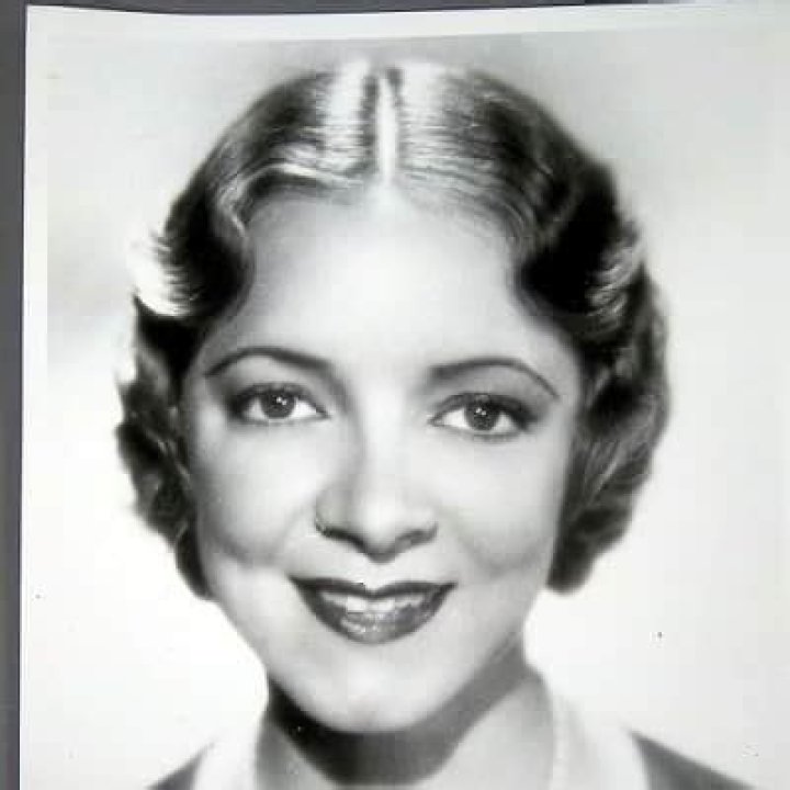Helen Hayes - Age, Net Worth, Height, Bio, Career, Facts