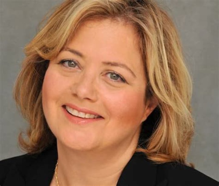 Hilary Rosen Bio, Age, Height, Husband, Salary, Net worth, UKTV
