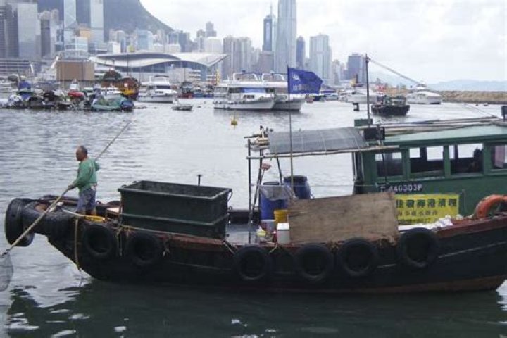 Hong Kong’s marine waste clean-up mired in red tape and outdated attitudes