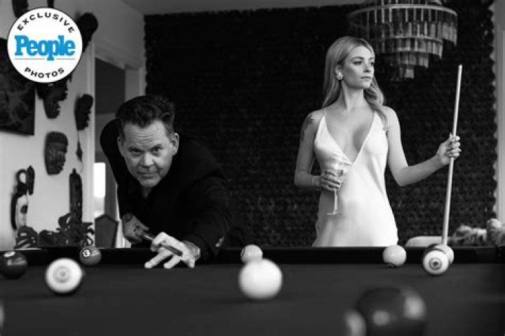 How Did Gary Allan Meet Molly Martin? A Journey Of Love And Connection