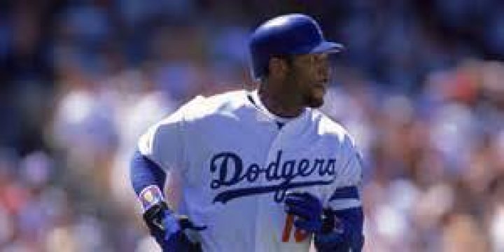 How much did the ex-Dodgers player make in career earnings?