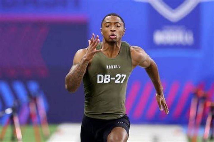How much is Ad Mitchell NIL deal worth?