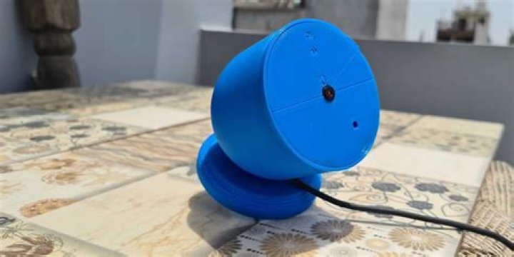 How to Build a $10 Wireless IP Security Camera for Your Home