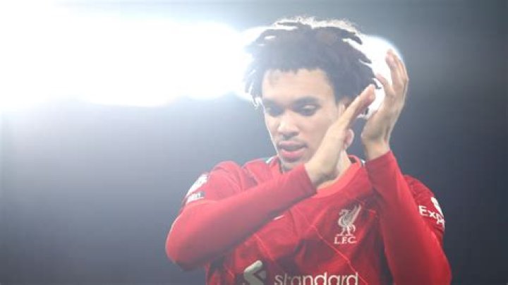 How to Complete the Premier League POTM SBC