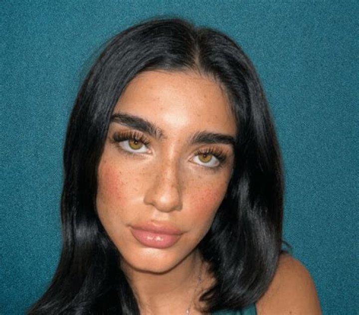 How to do TikTok’s skin tone trend