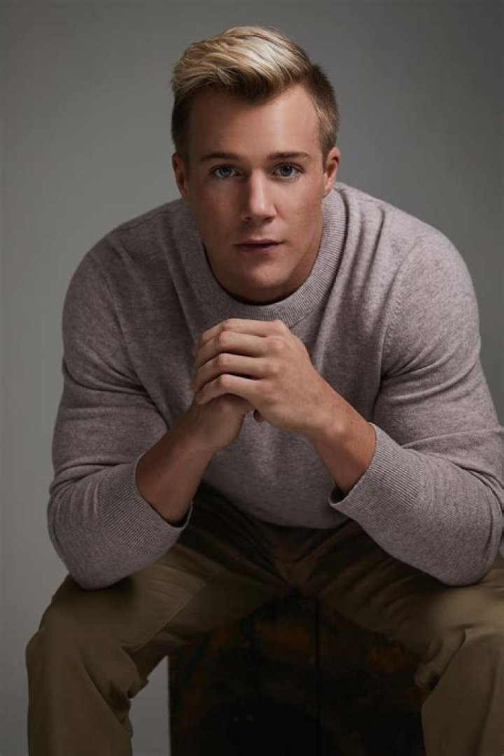 Hunter Clowdus Bio, Age, Height, Girlfriend, Kids, Net Worth, Movies