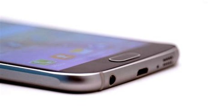 If You Own a Samsung Phone, Uninstall the Oculus Apps Right Now
