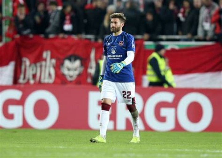 In den Handschuhen meines Keepers – 11FREUNDE