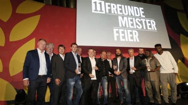 In Gala-Form – 11FREUNDE
