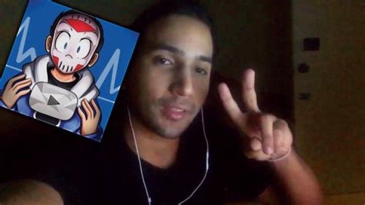 Is H2O Delirious Married? The Truth Behind The Masked Gamer