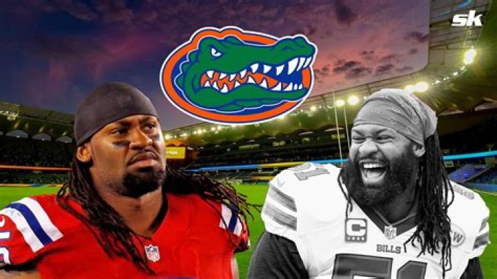 	Is that former Gator standout Brandon Spikes butt naked on Chatroulette?	