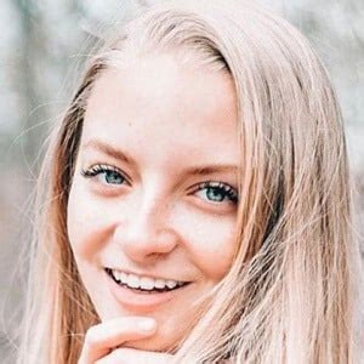 Jaidyn Lynzee - Bio, Age, Net Worth, Height, Single, Nationality Career