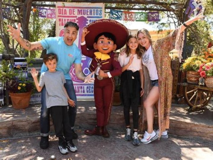 Jaime Camil Garza Net Worth – Phone Number, House Address, Wiki