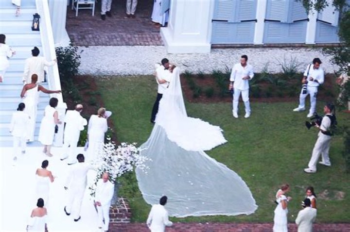 Jennifer Garner And Ben Affleck's Wedding: A Beautiful Love Story