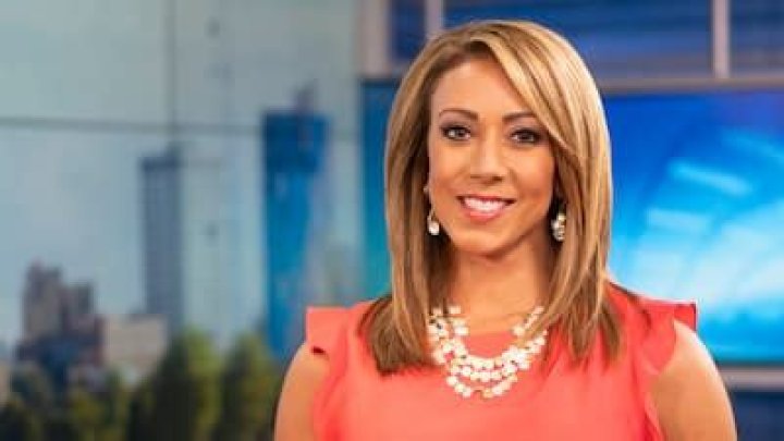 Jennifer Mobilia Bio, Age, Height, Husband, Salary, Net Worth, FOX 66 News First
