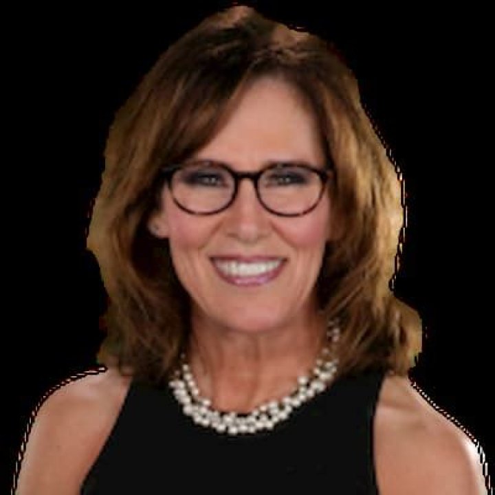 Jill Washburn FOX 2 Bio, Age, Height, Husband, Daughter, Salary and Net Worth