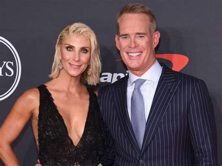 Joe Buck Bio, Age, Height, Wife, Salary, Net Worth Fox