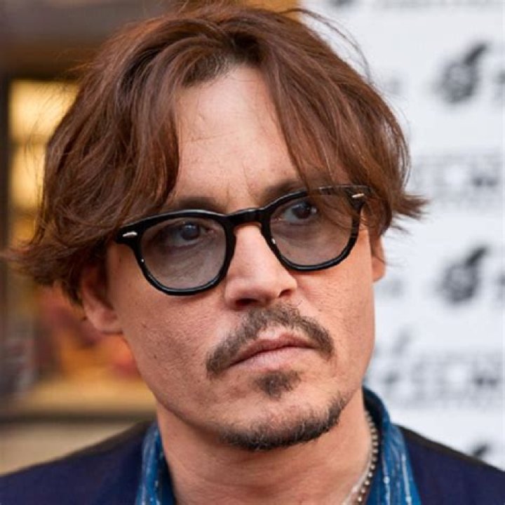 Johnny Depp - Bio, Net Worth, Height