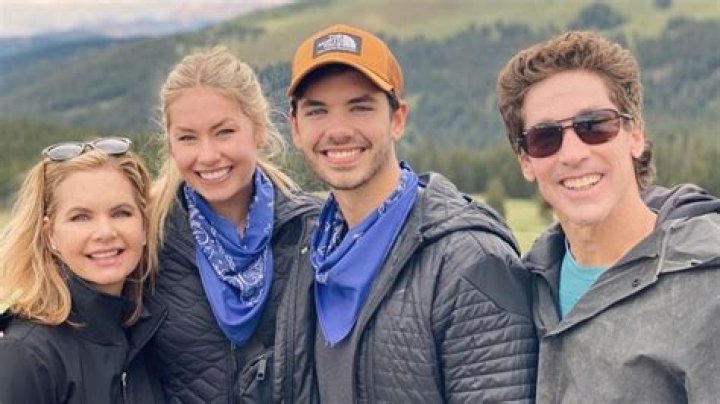 Jonathan Osteen【 Wikipedia 】Age, Married, Wife, College, Bio, House