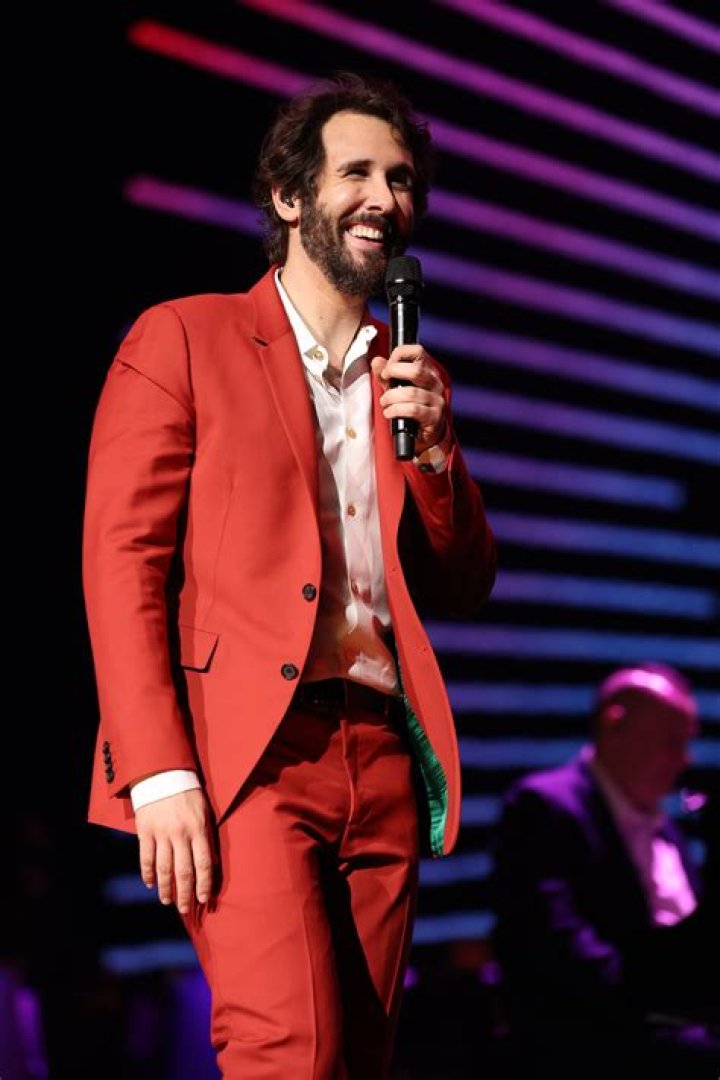 Josh Groban: Wiki, Biography, Height, Age, Family, Wife