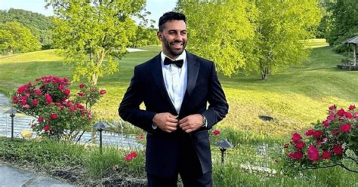Josh Young (The Bachelorette) Bio, Age, Height, Girlfriend, Net worth