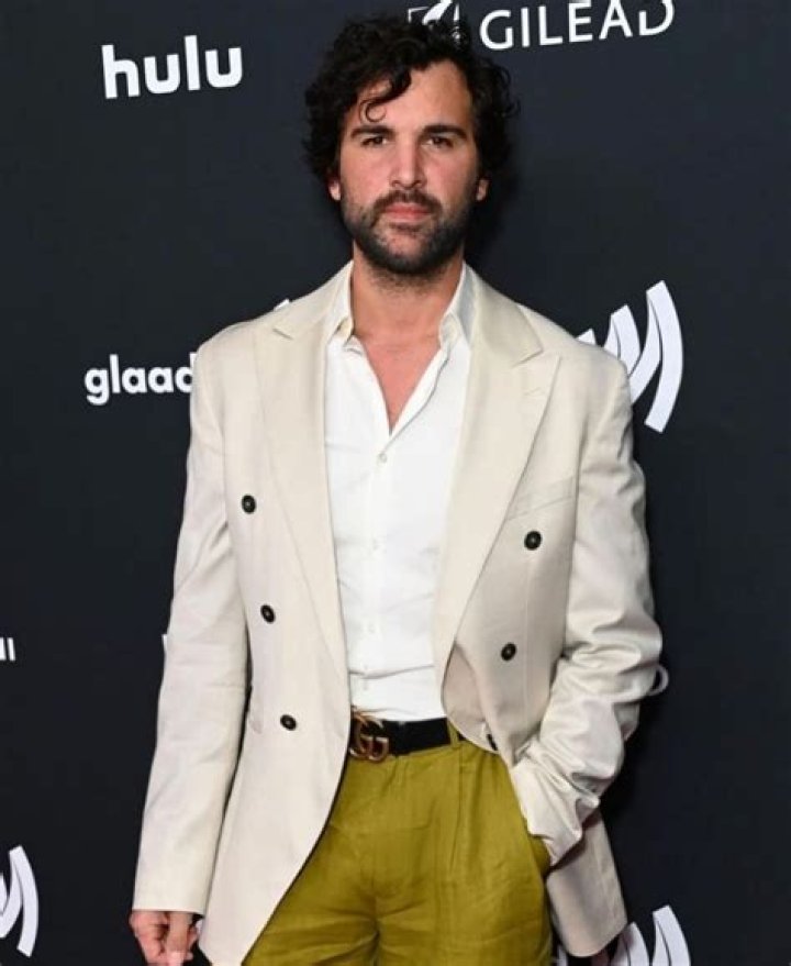 Juan Pablo Di Pace - Bio, Net Worth, Height