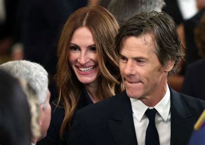 Julia Roberts And Valentino: A Match Made In Fashion Heaven