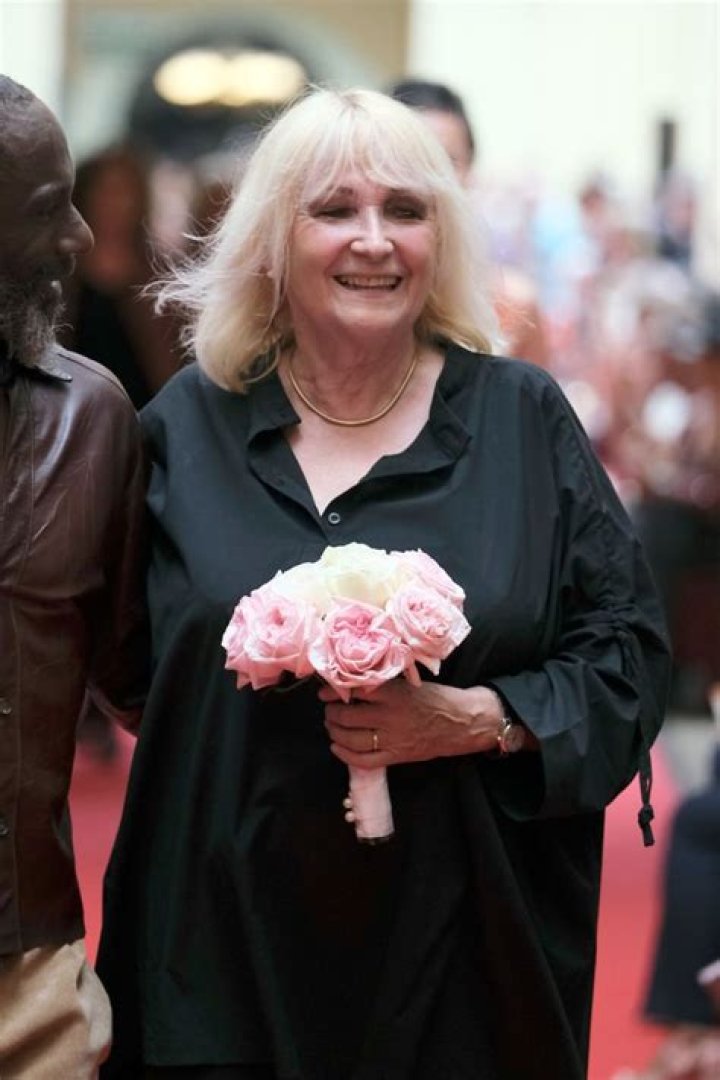 Julie Leclerc Jeune
