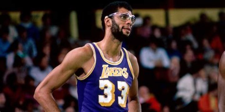 Kareem Abdul Jabbar: Estatura, edad, novio, biografía wiki, hijos