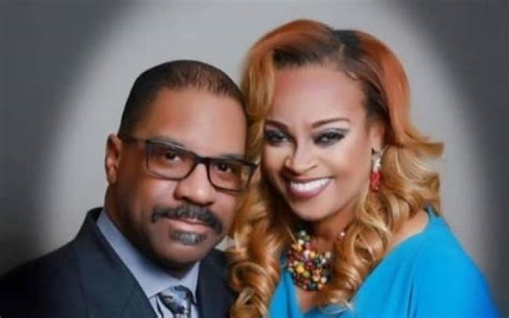 Karen Clark Sheard - Height, Bio, Facts, Married, Age, Net Worth