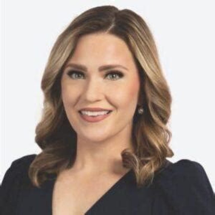 Karen Scullin Bio, Age, Height, Husband, Salary, Net Worth, FOX 9
