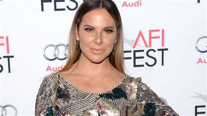 Kate del Castillo - Bio, Net Worth, Height
