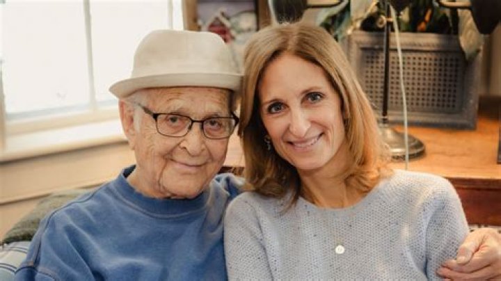 Kate Lear- Everything About Norman Lear's daughter
