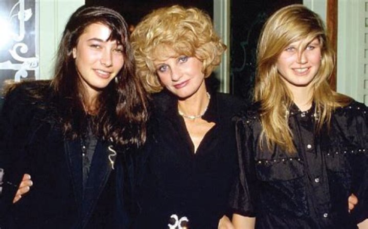 Katrina Holden Bronson: A Comprehensive Look At Her Life And Career