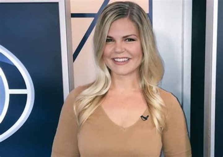 Kendall Mark Bio, Age, Height, Husband, Salary, Net worth, Fox 9