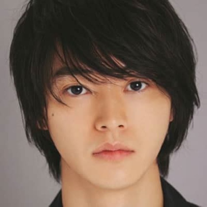 Kento Yamazaki - Bio, Career, Age, Net Worth, Height, Facts