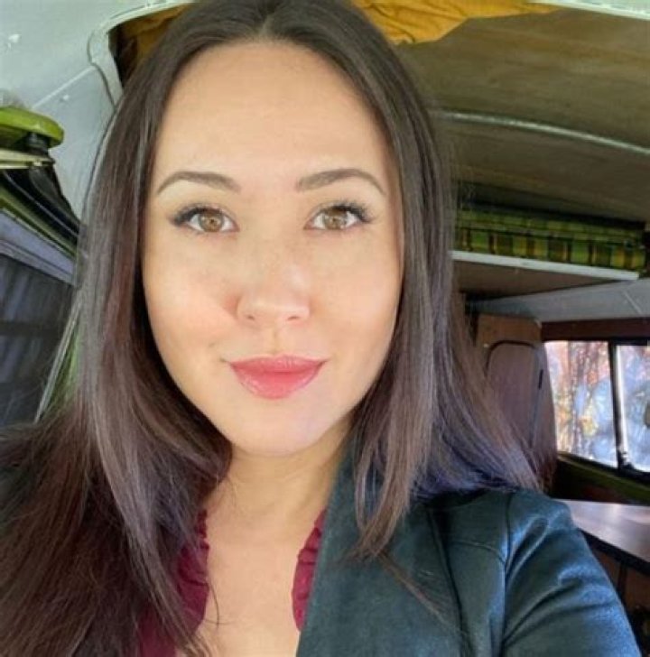 Kim Iversen Bio, Age, Height, Husband, Salary, Net Worth, YouTube
