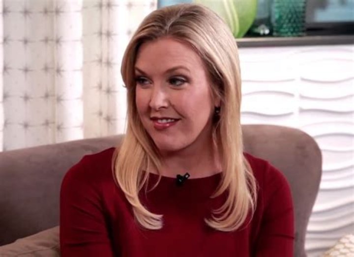 Kim Johnson【 WCCO 】Age, Wedding, Wiki, Husband, Married, Baby