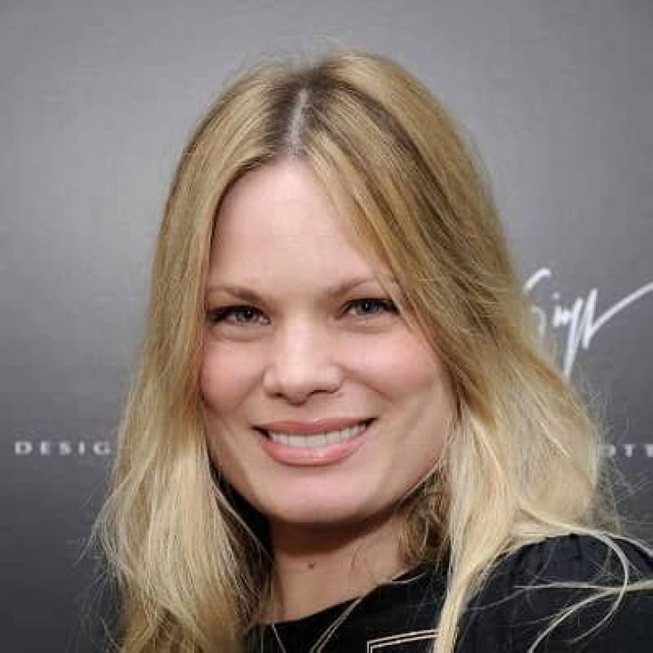 Kristen Zang - Bio, Age, Net Worth, Height, Single, Nationality, Body Measurement, Career