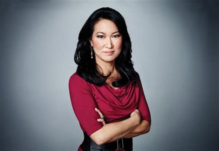 Kyung Lah Biography