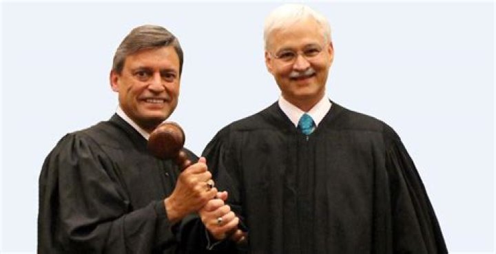 	Labarga makes history as Florida’s first Cuban-American chief justice	