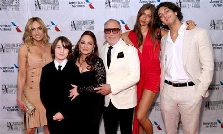 Lili Estefan age【 edad 2024 】net worth, hijos, esposo husband, casa