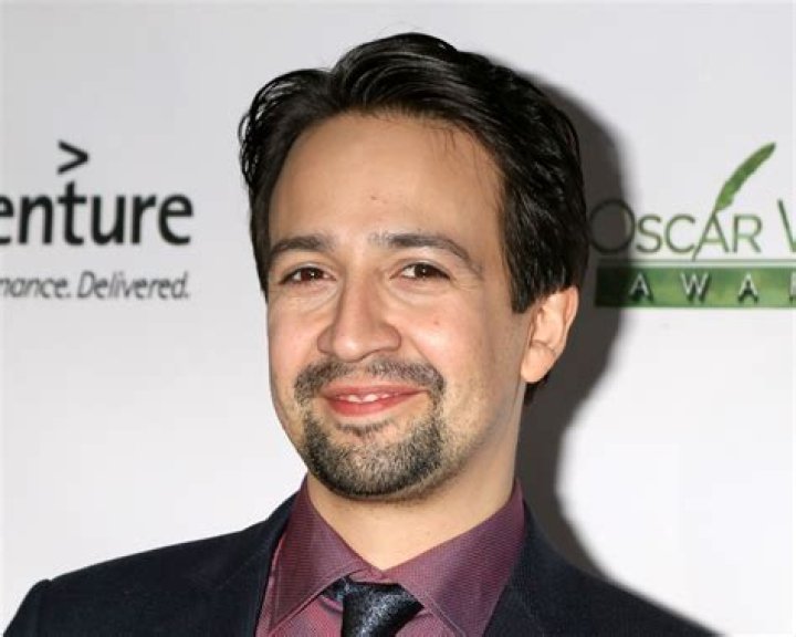 Lin Manuel Miranda - Bio, Age, Net Worth, Height, Married, Nationality, Career
