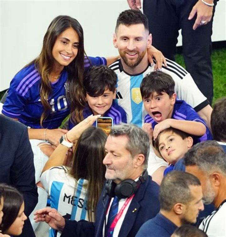 Lionel Messi - Family, Wife, Children, Siblings